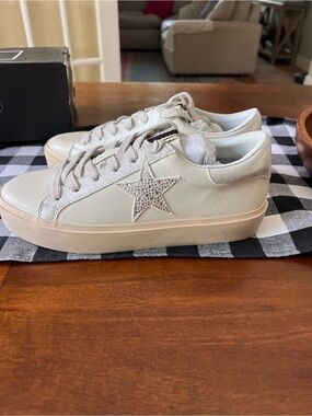 ShuShop Cream Platform Sneakers with Crystal Star